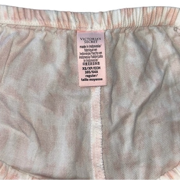 Victoria’s Secret pajama set - Picture 4 of 7